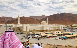 Monte Uhud: belleza majestuosa y significado histórico en Medina